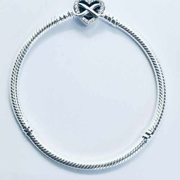 Pandora Moments Sparkling Infinity Heart Clasp Snake Chain Bracelet - Picture 4 of 8